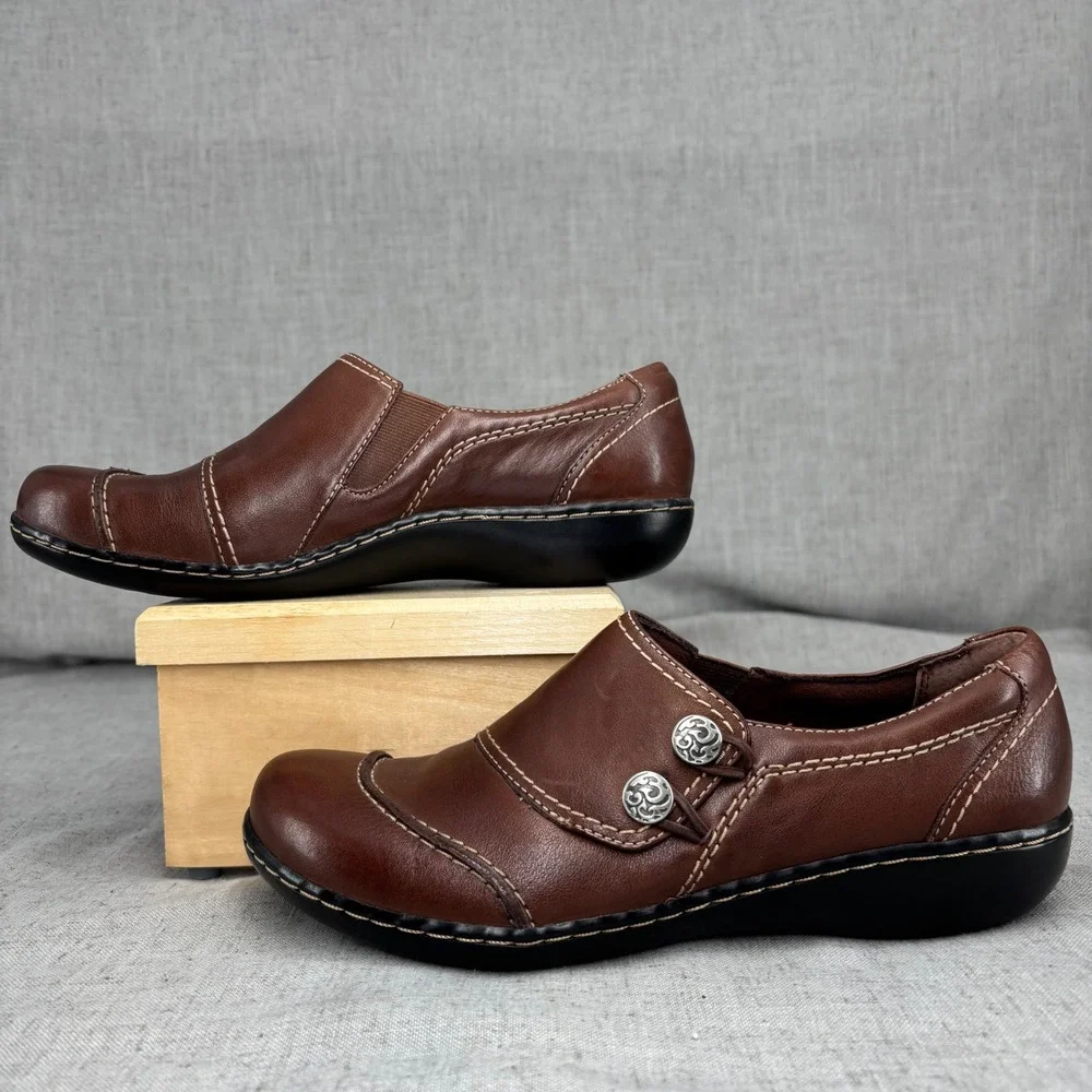 Clarks Bendables Ashland‎ Alpine Brown Leather Slip On Loafers Women's Size 9